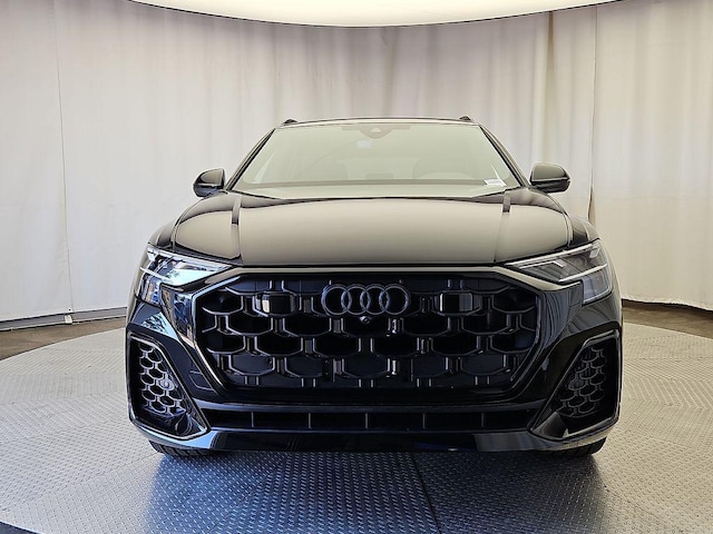 2026 Audi Q8