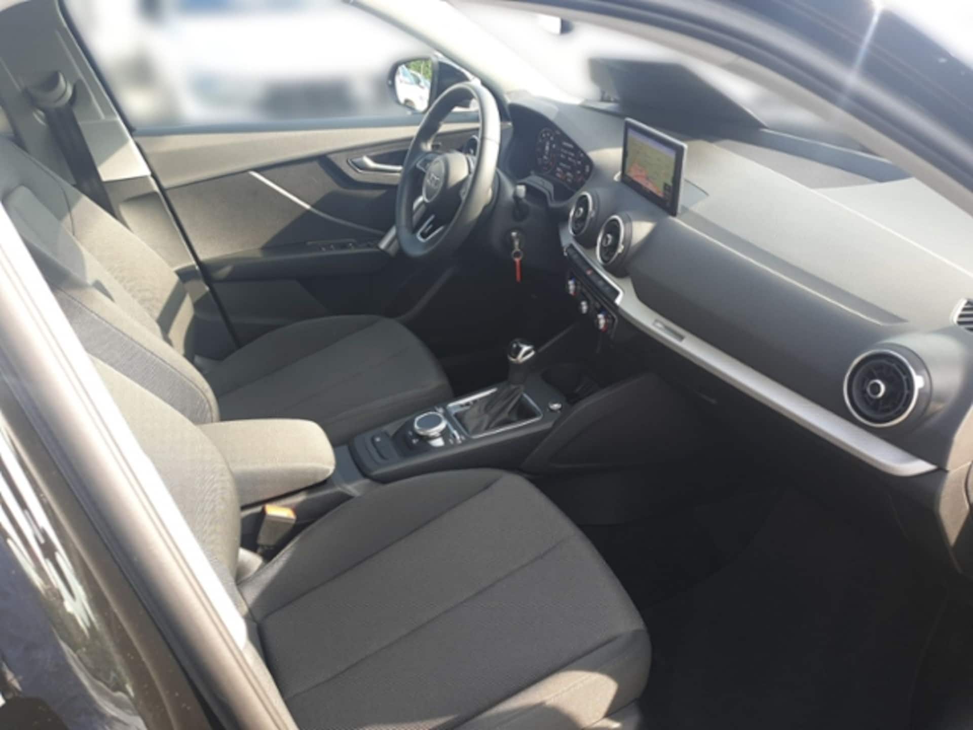 Audi Q2 S line