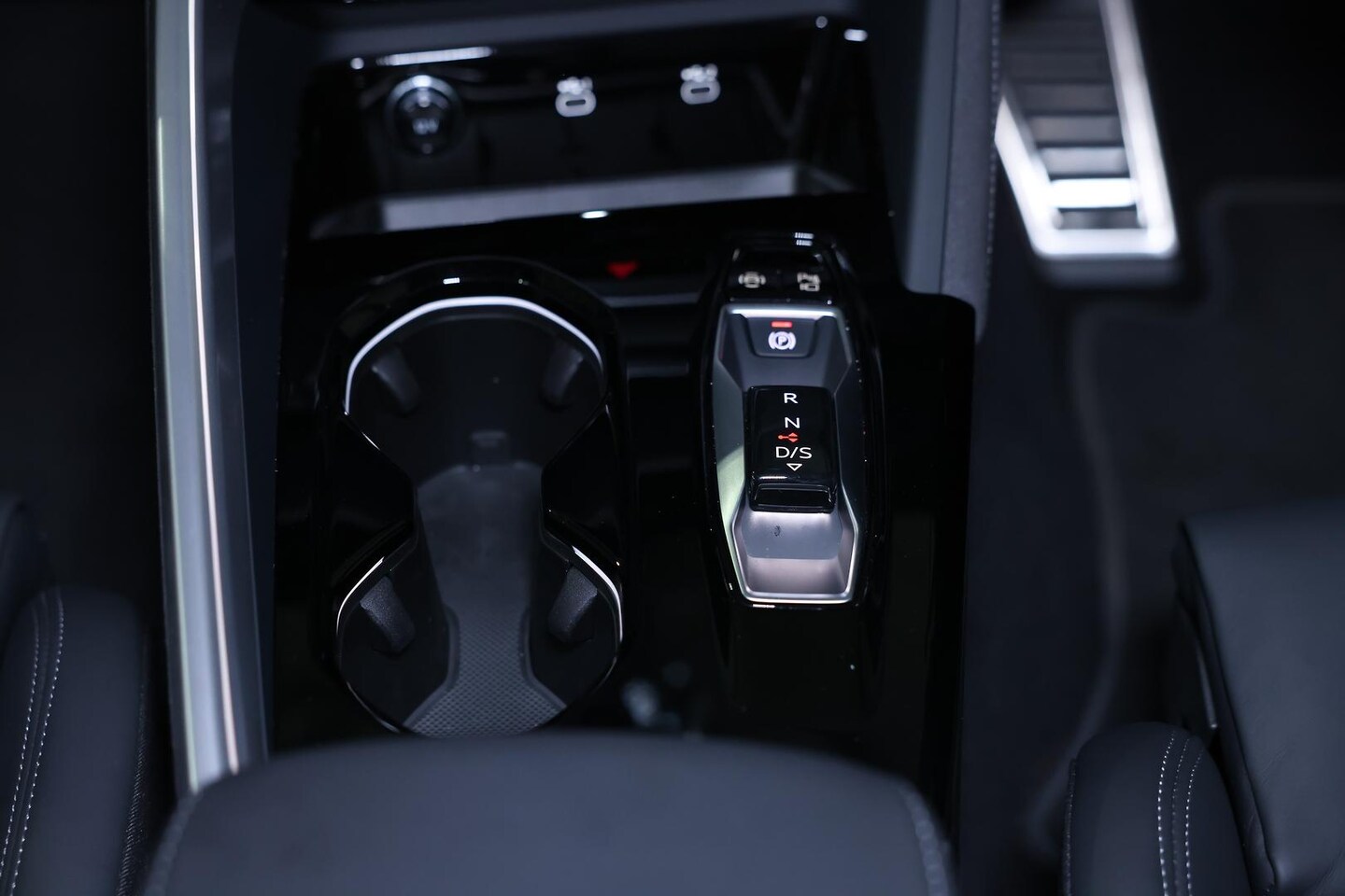Image about Audi SQ5 SUV TFSI 270 kW