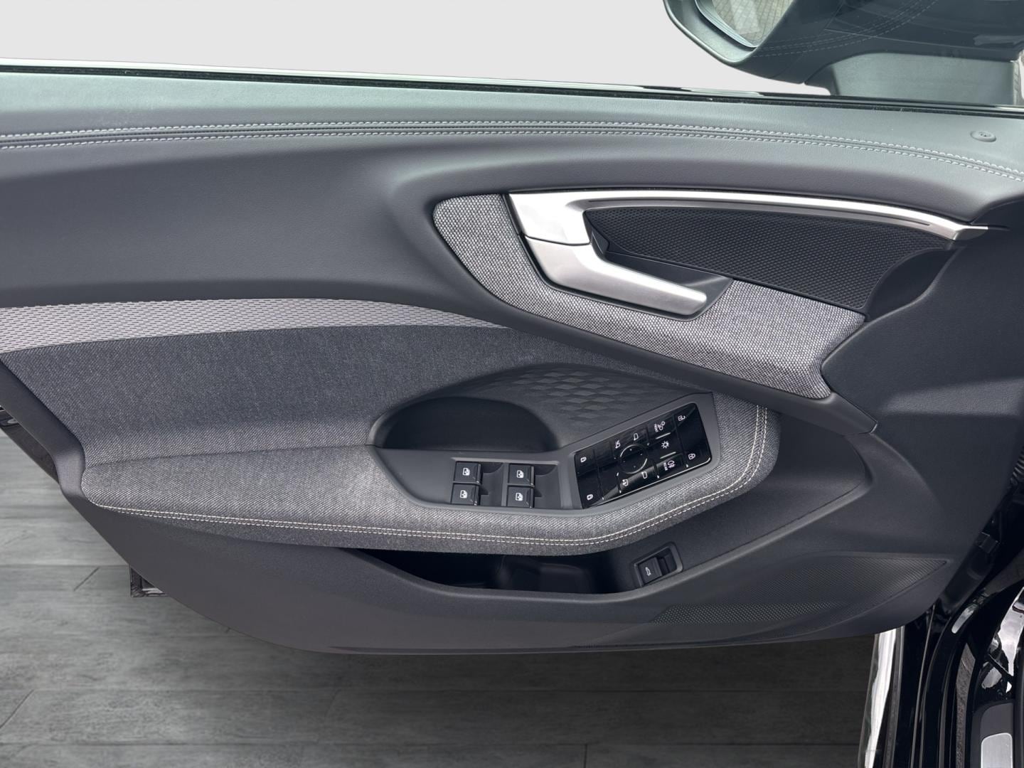 Bild über Audi A5 Avant TFSI 150 kW S tronic - für weitere Informationen kontaktieren Sie den Audi Partner