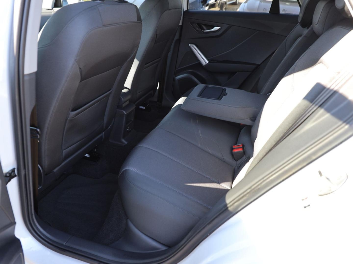 Bild über Audi Q2 S line 35 TFSI S tronic - für weitere Informationen kontaktieren Sie den Audi Partner