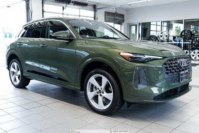 2026 Audi Q5 Premium Plus quattro's photo