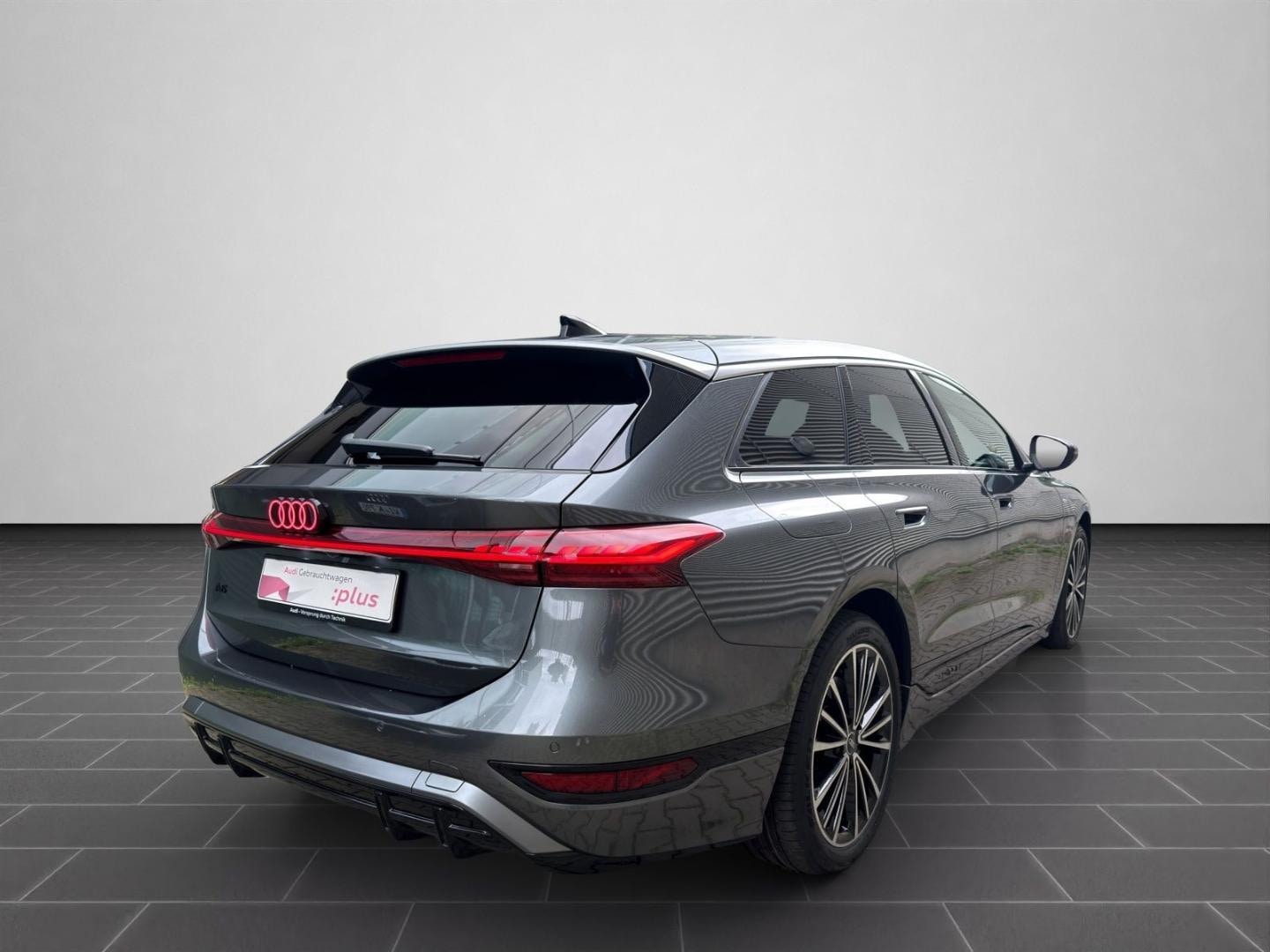 Bild über Audi A6 Avant e-tron e-tron performance - für weitere Informationen kontaktieren Sie den Audi Partner