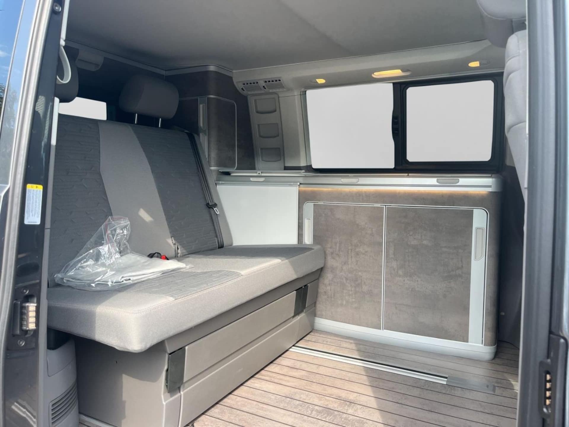 Volkswagen T6.1 California Ocean