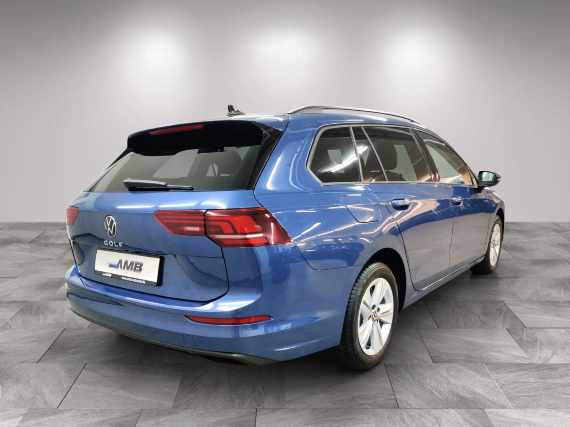 Volkswagen Golf Variant Life