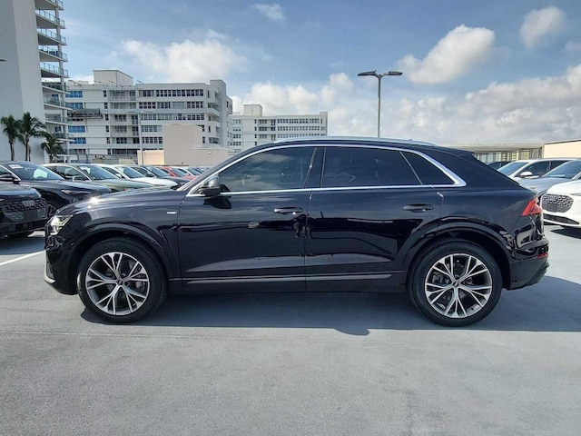 2021 Audi Q8
