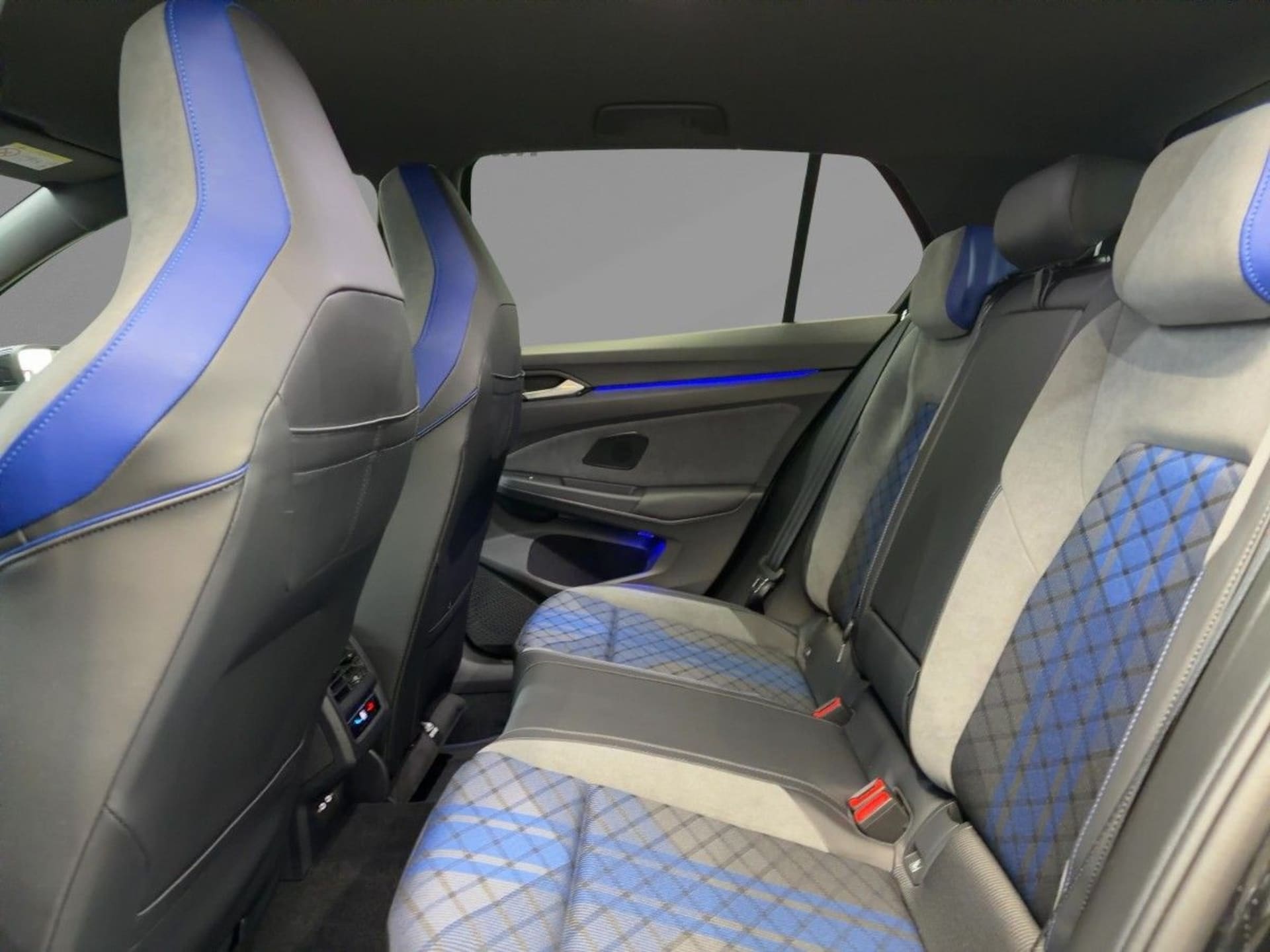 Volkswagen Golf R Black Edition