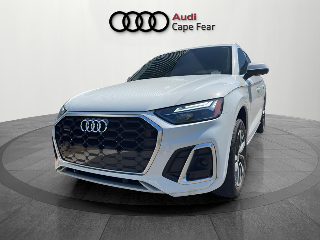 2023 Audi Q5 45 Premium's photo