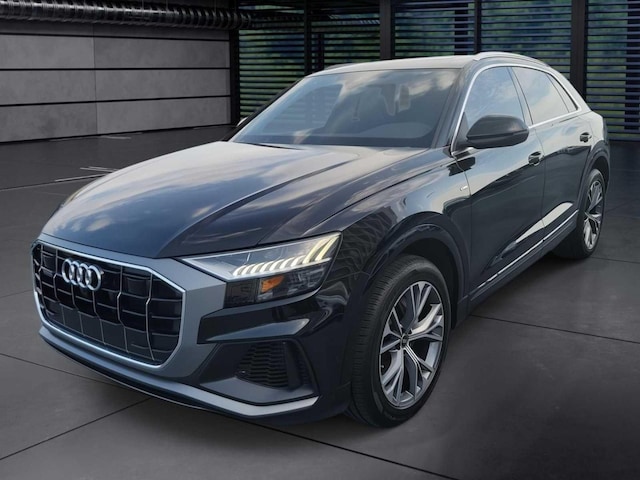 Photo of 2023 Audi Q8 