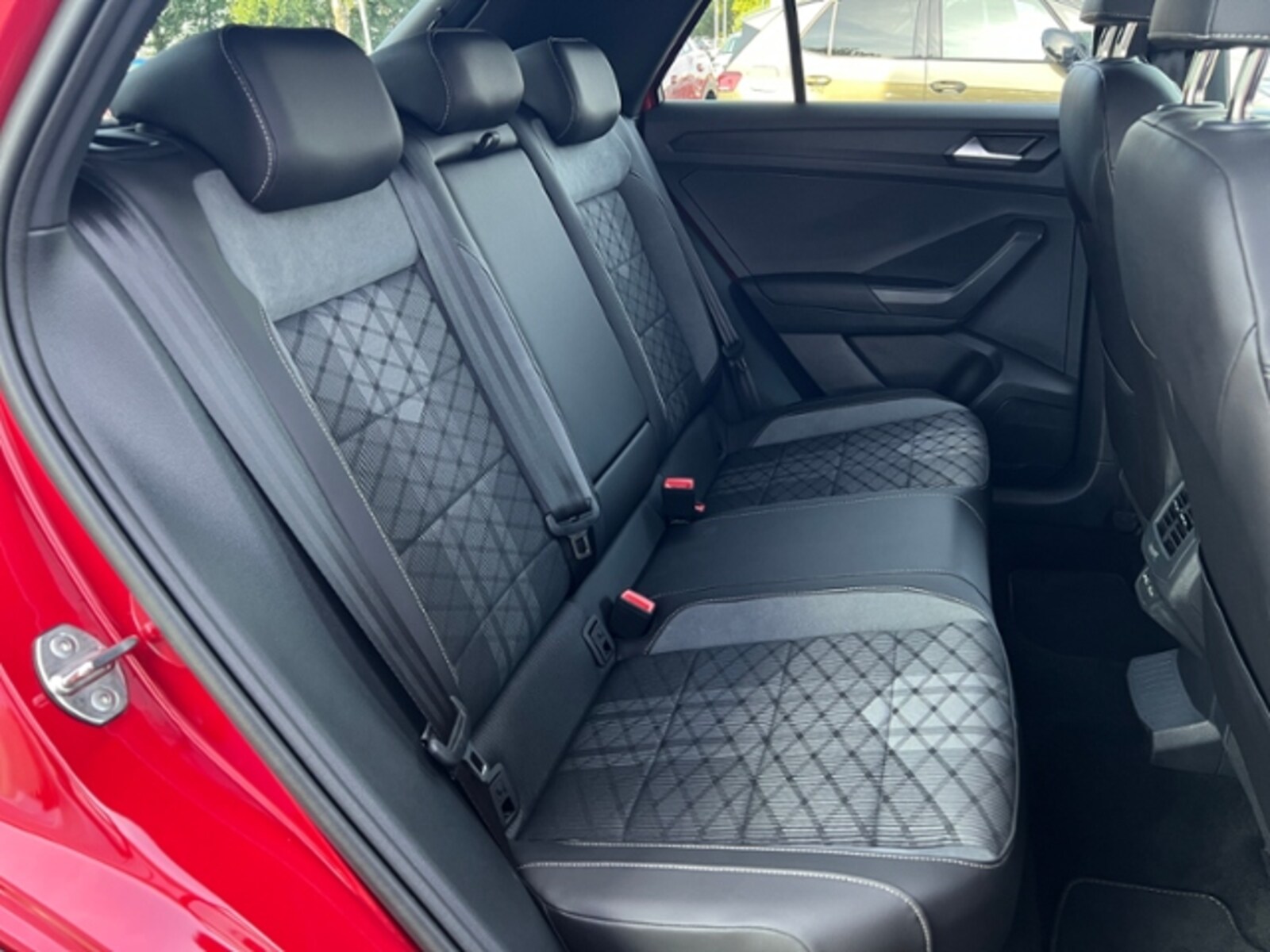 Volkswagen T-Roc – Bild 10