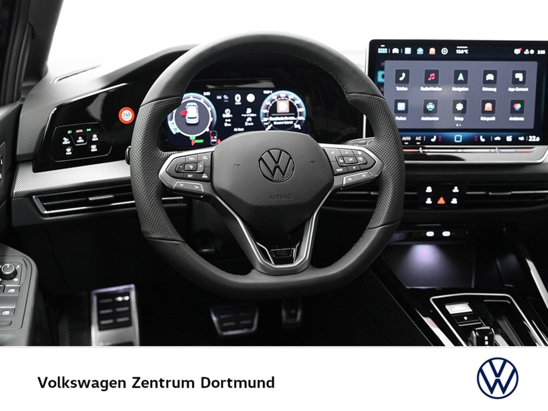 Volkswagen Golf R-Line