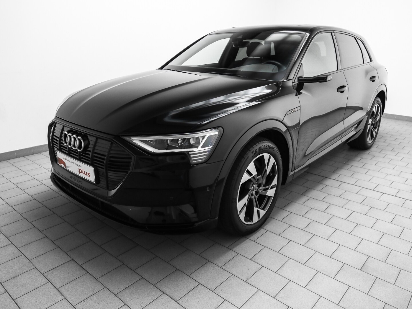 Image about Audi e-tron 55 quattro