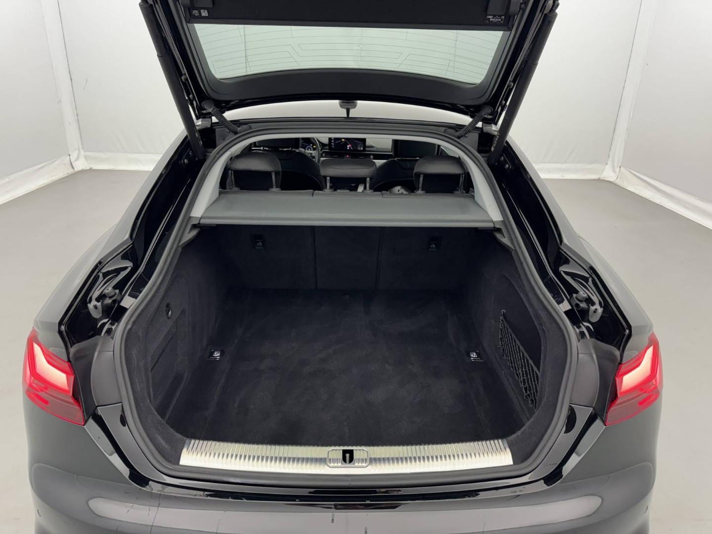 Image about Audi A5 Sportback Avus 40 TFSI 150 kW (204 ch) S tronic