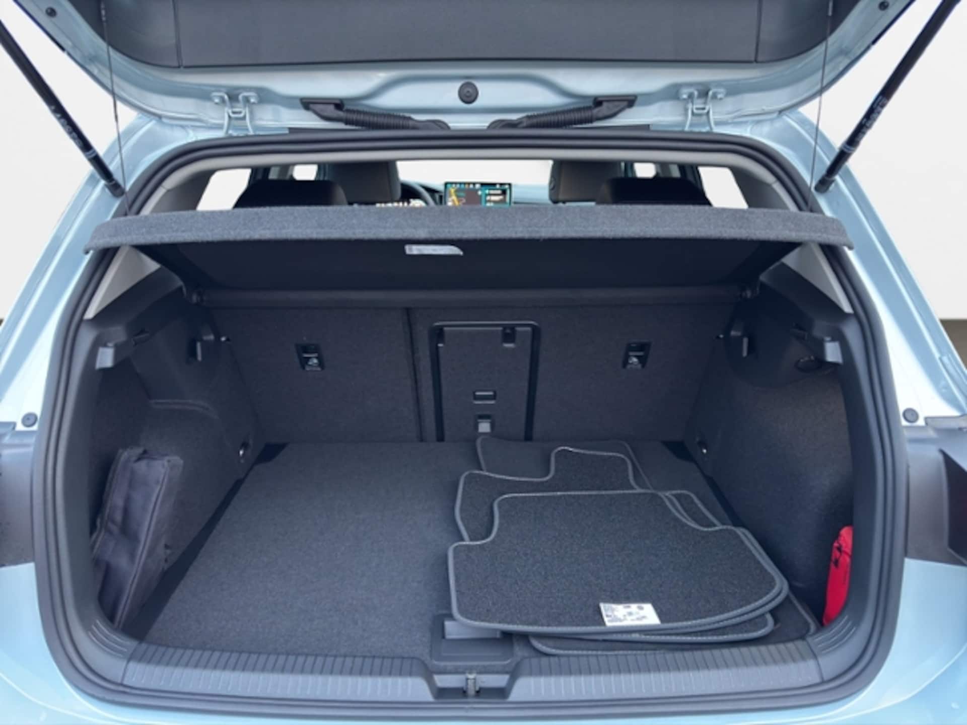 Volkswagen Golf Style