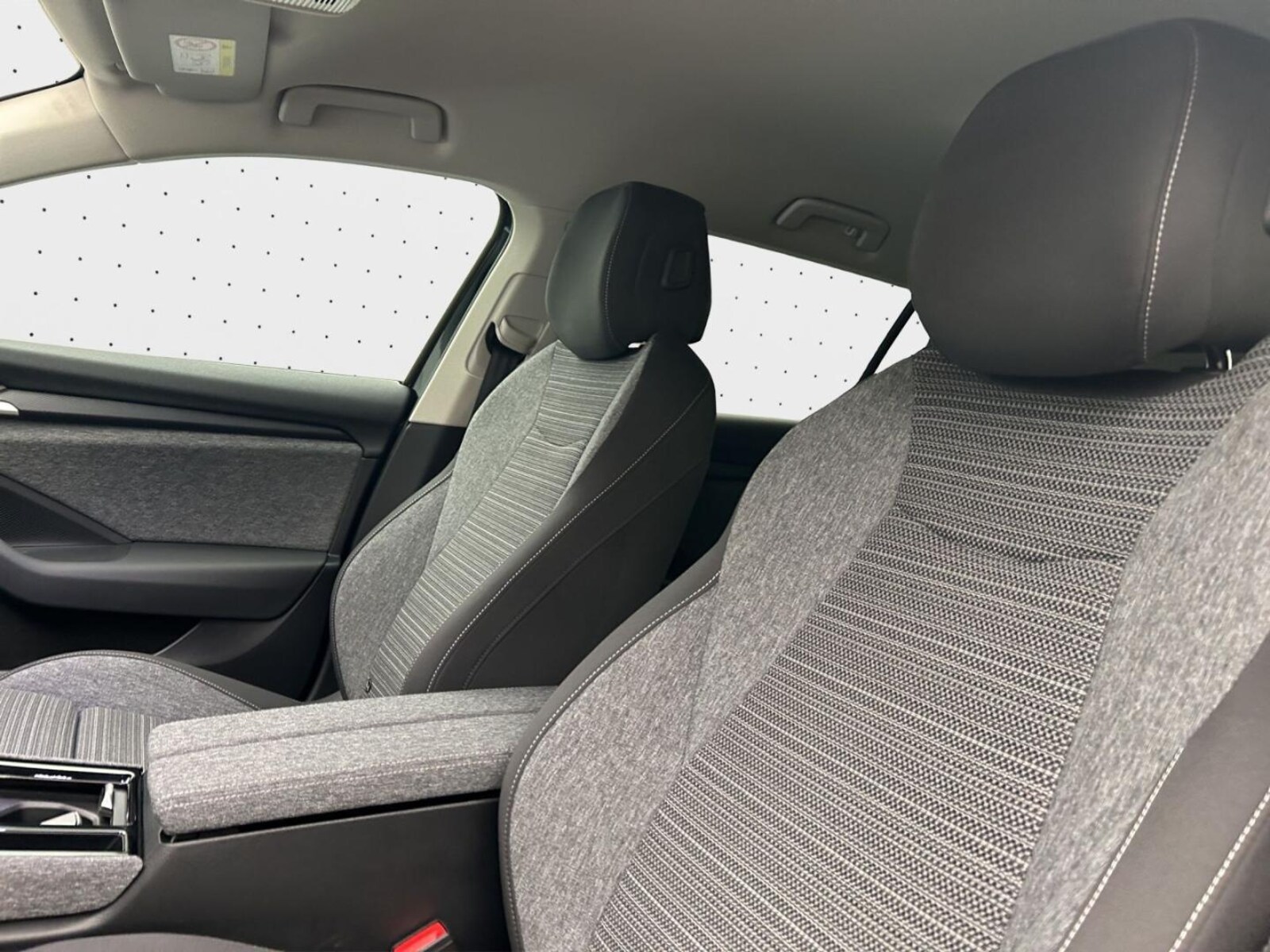 Škoda Superb Combi – Bild 10