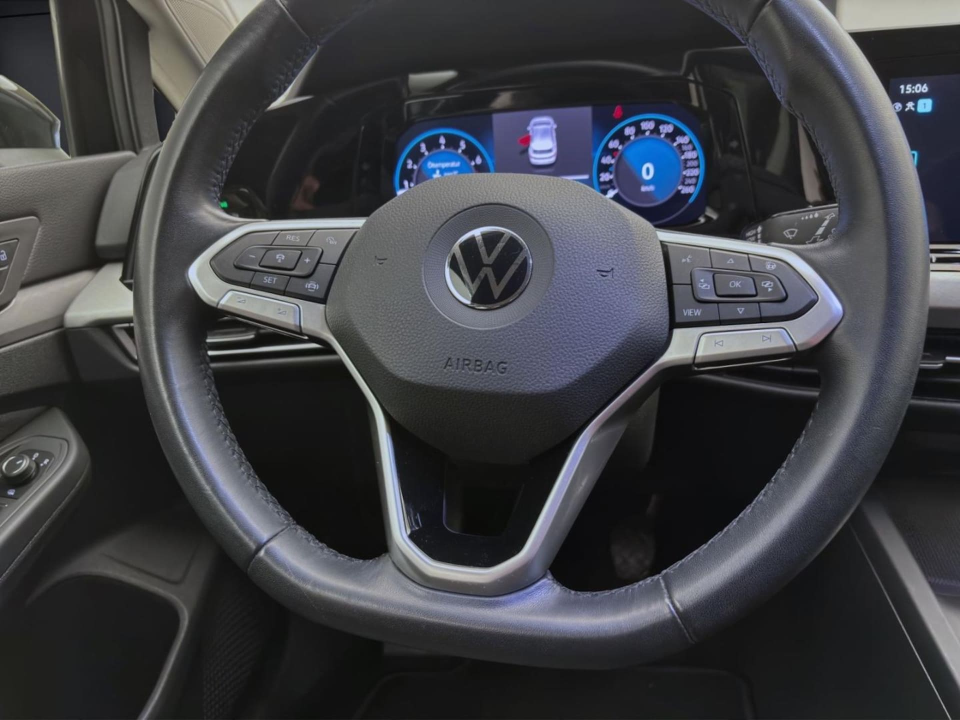 Volkswagen Golf Life