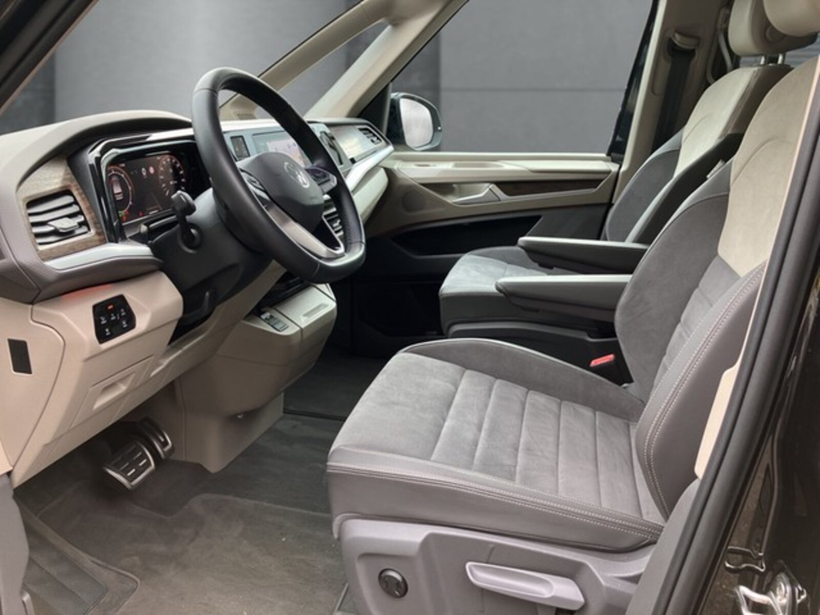 Volkswagen Multivan Langversion – Bild 13