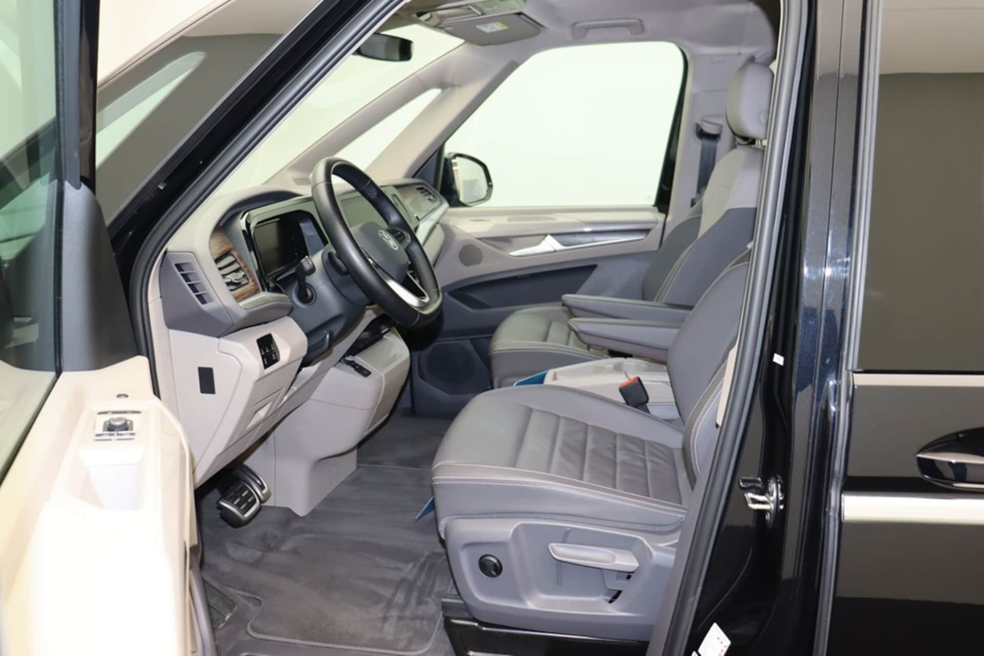 Volkswagen Multivan Langversion Style