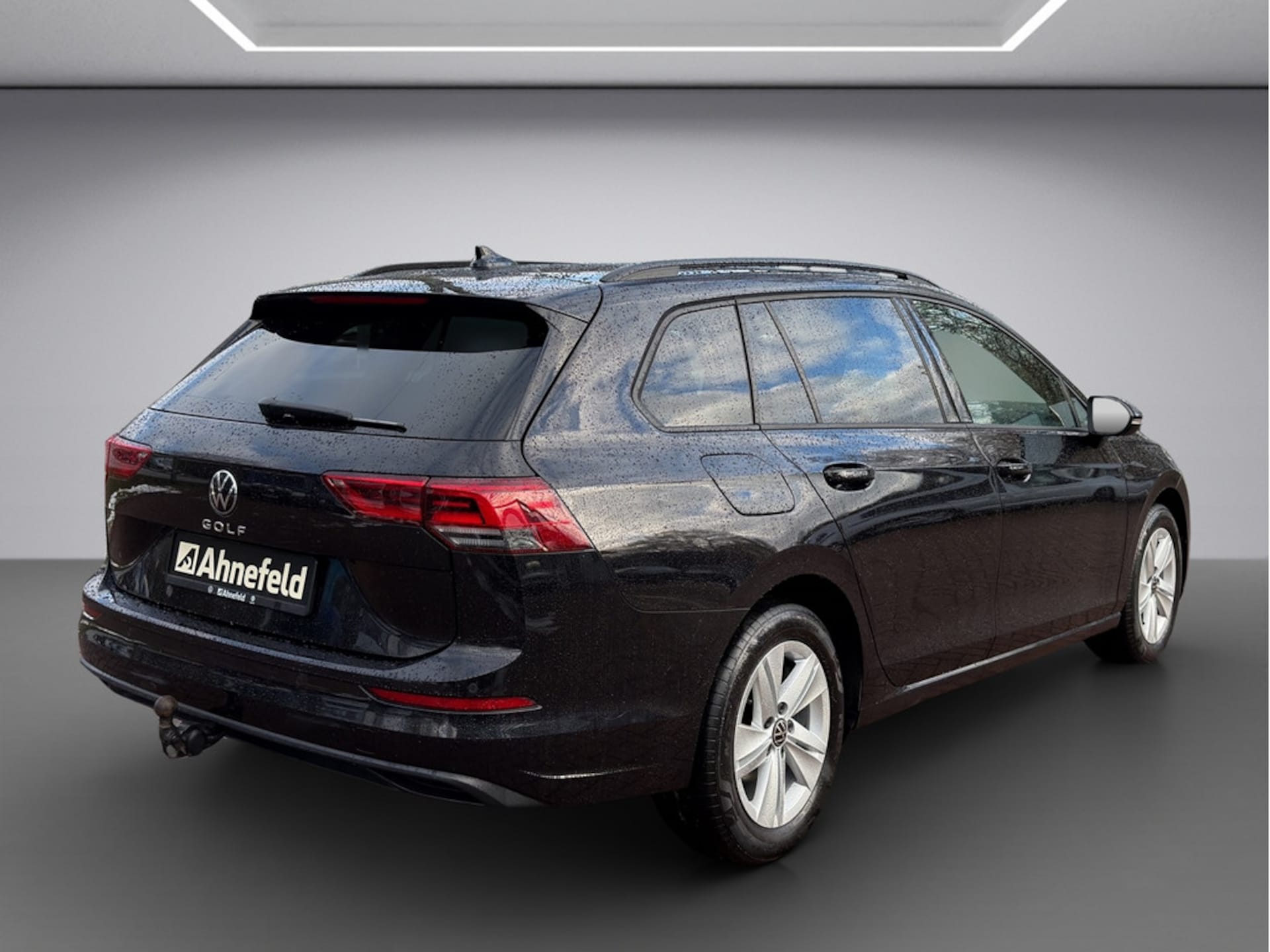 Volkswagen Golf Variant Life