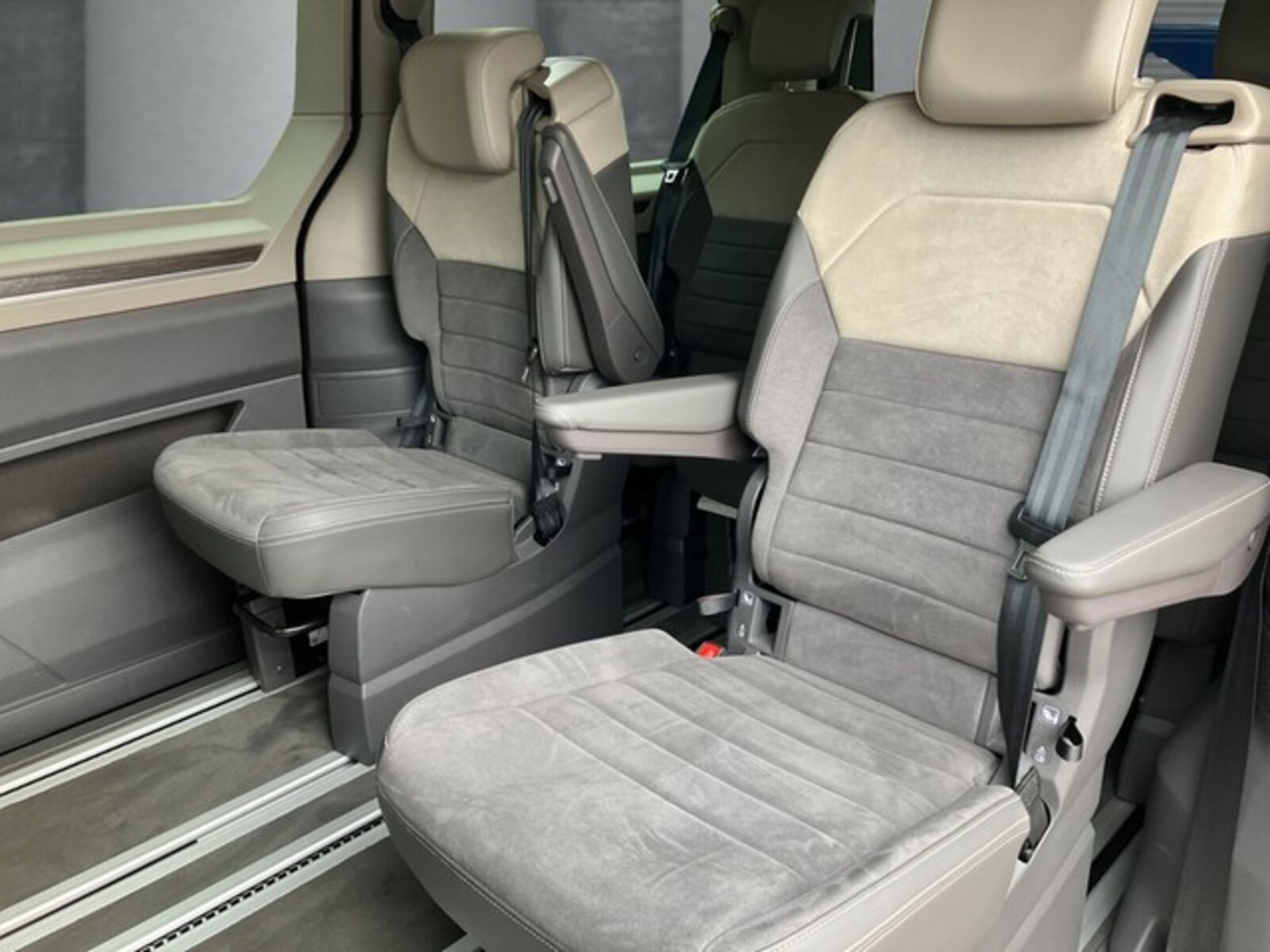 Volkswagen Multivan Langversion – Bild 15