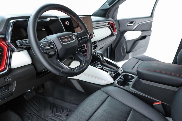2023 GMC Canyon