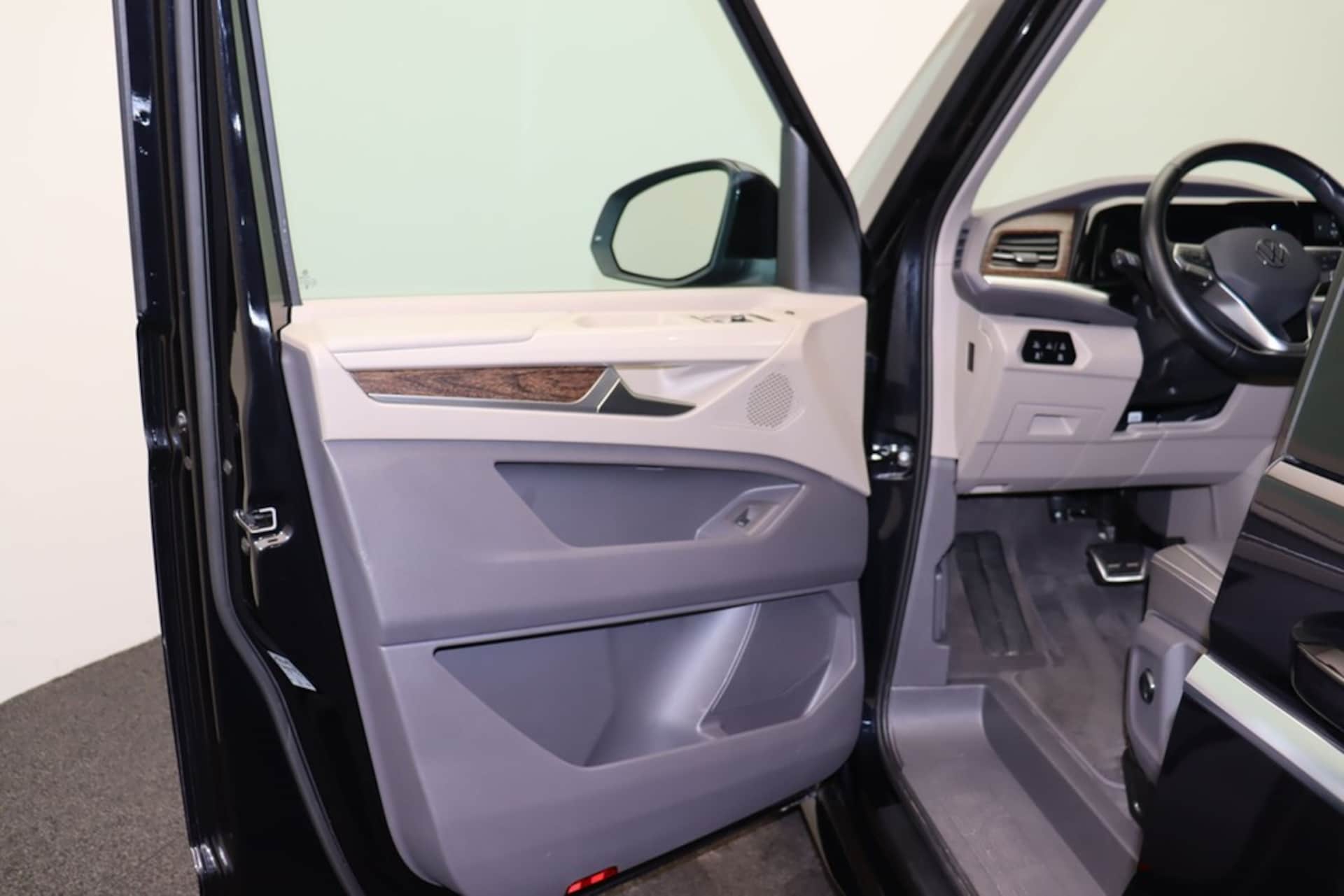 Volkswagen Multivan Langversion Style