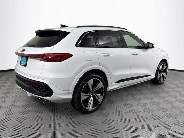 2025 Audi SQ5 Premium Plus - Photo 11