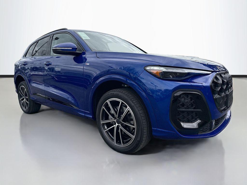 2026 Audi Q5 Premium Plus quattro's photo
