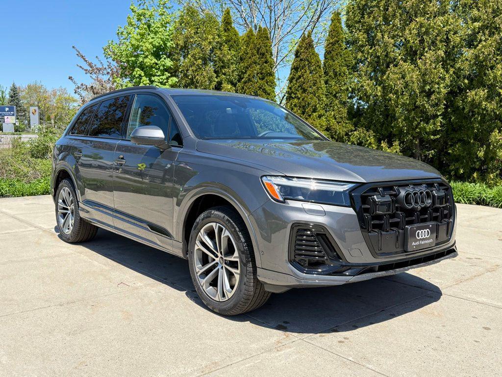2026 Audi Q7 45 Premium quattro Tiptronic's photo