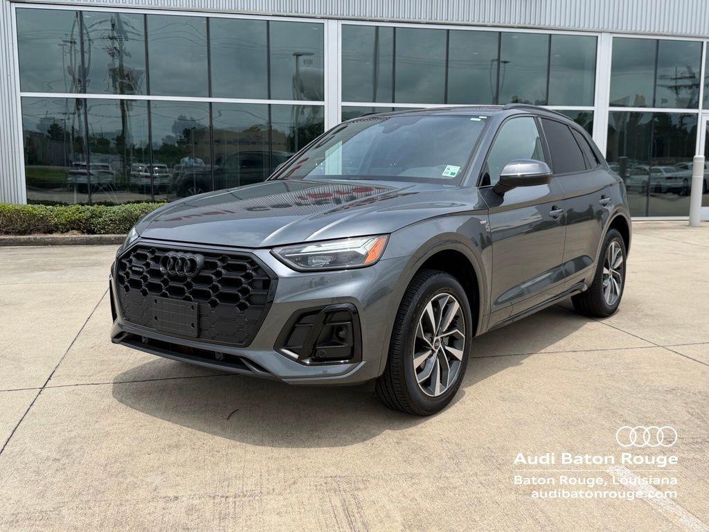 2024 Audi Q5 45 Premium's photo