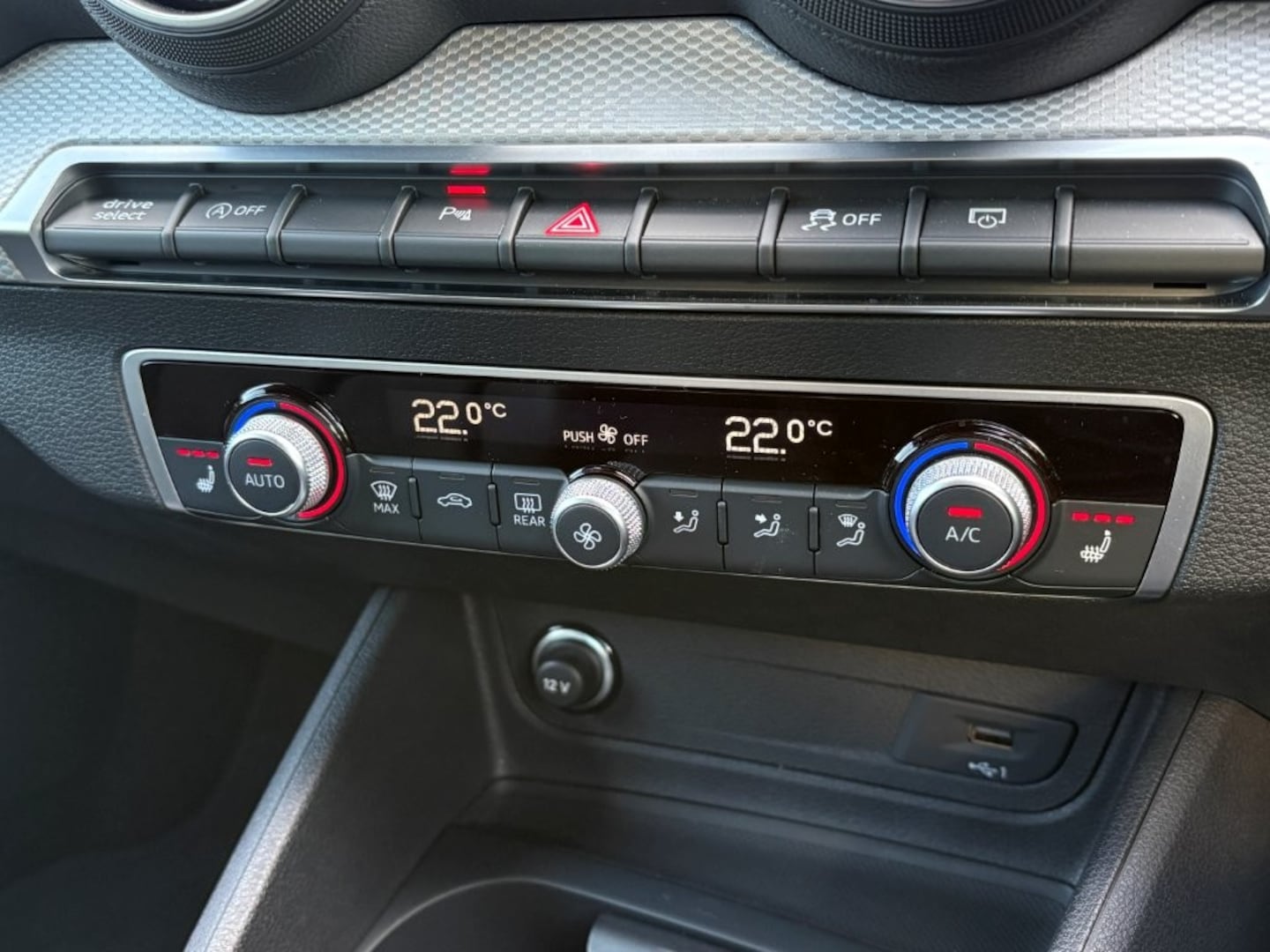 Audi Q2 35 TFSI advanced 110(150) kW(PS) S tronic for more details contact your dealer