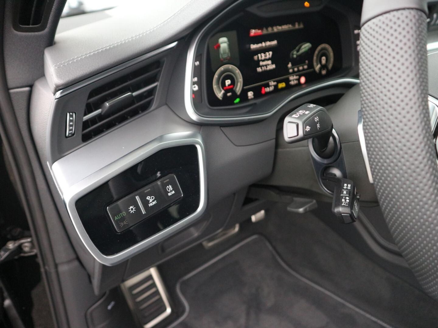 Bild über Audi A6 Avant TFSI e S line 55 TFSI e quattro S tronic - für weitere Informationen kontaktieren Sie den Audi Partner