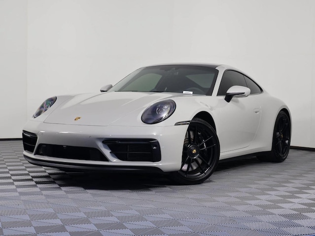 2022 Porsche 911 GTS