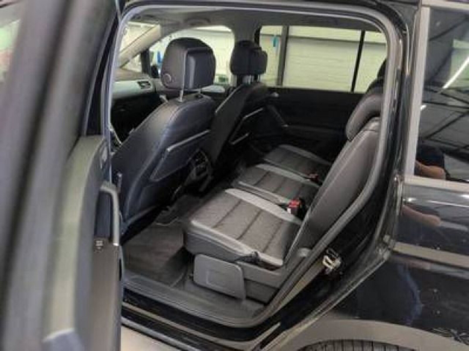 Volkswagen Touran – Bild 6