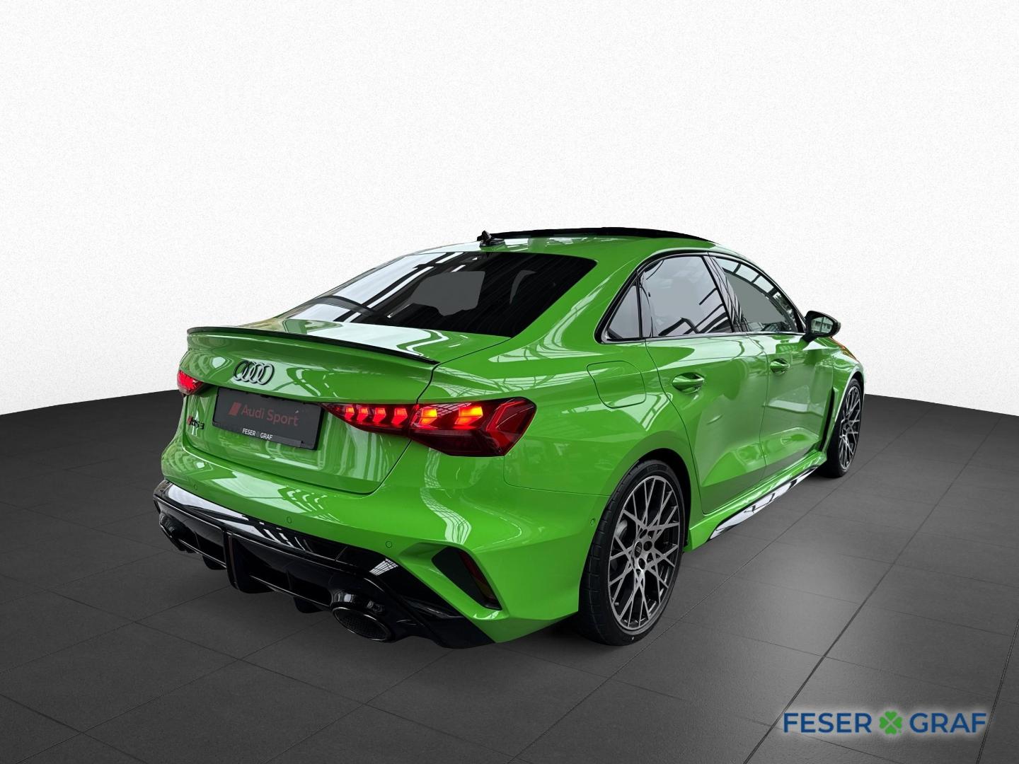 Image about Audi RS 3 Limousine TFSI quattro S tronic