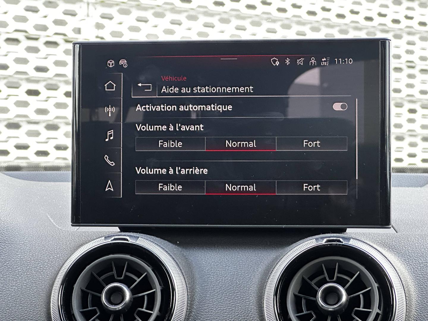 Image about Audi Q2 S line plus 35 TFSI 110 kW (150 ch) S tronic