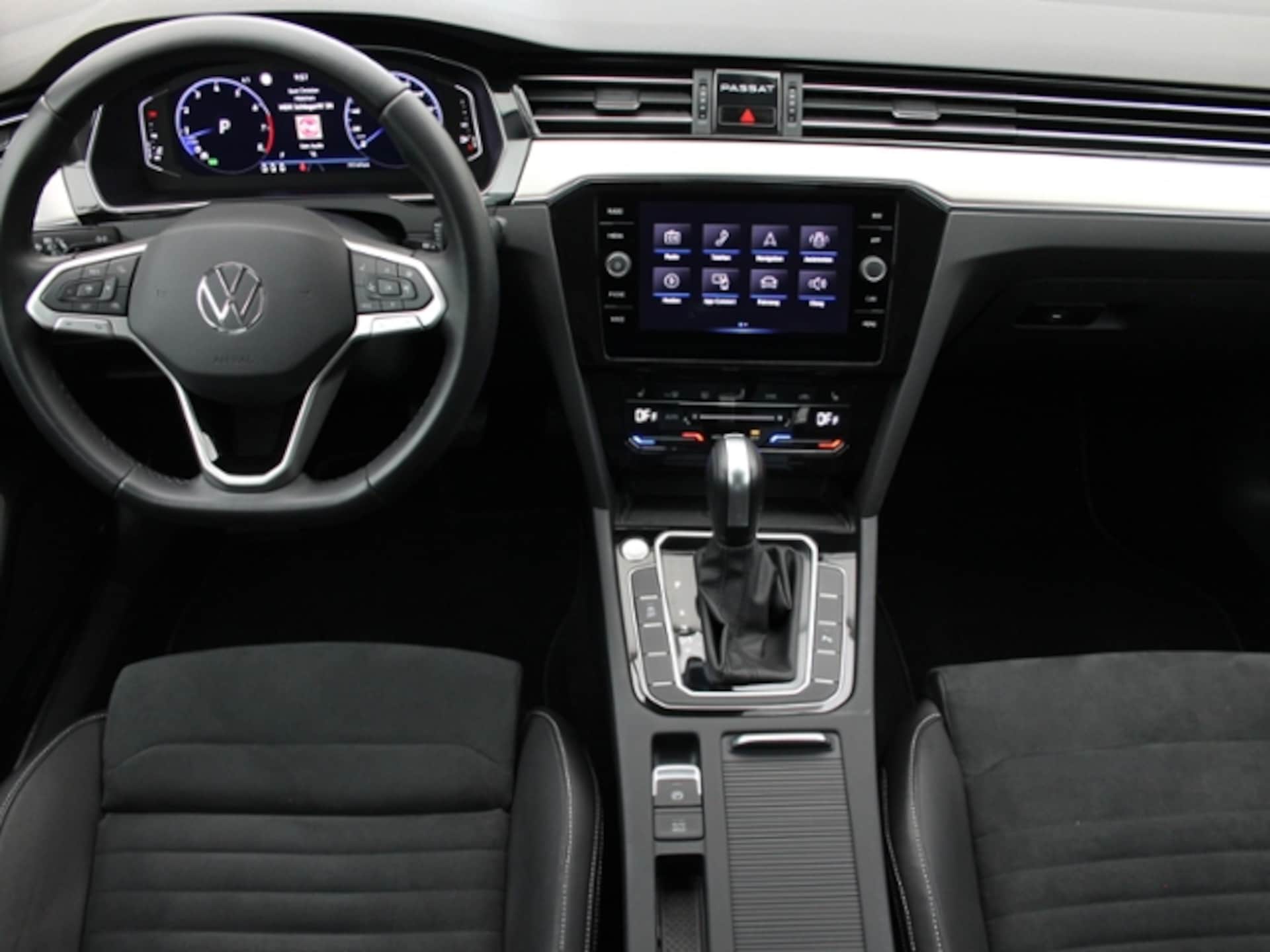 Volkswagen Passat Variant Elegance