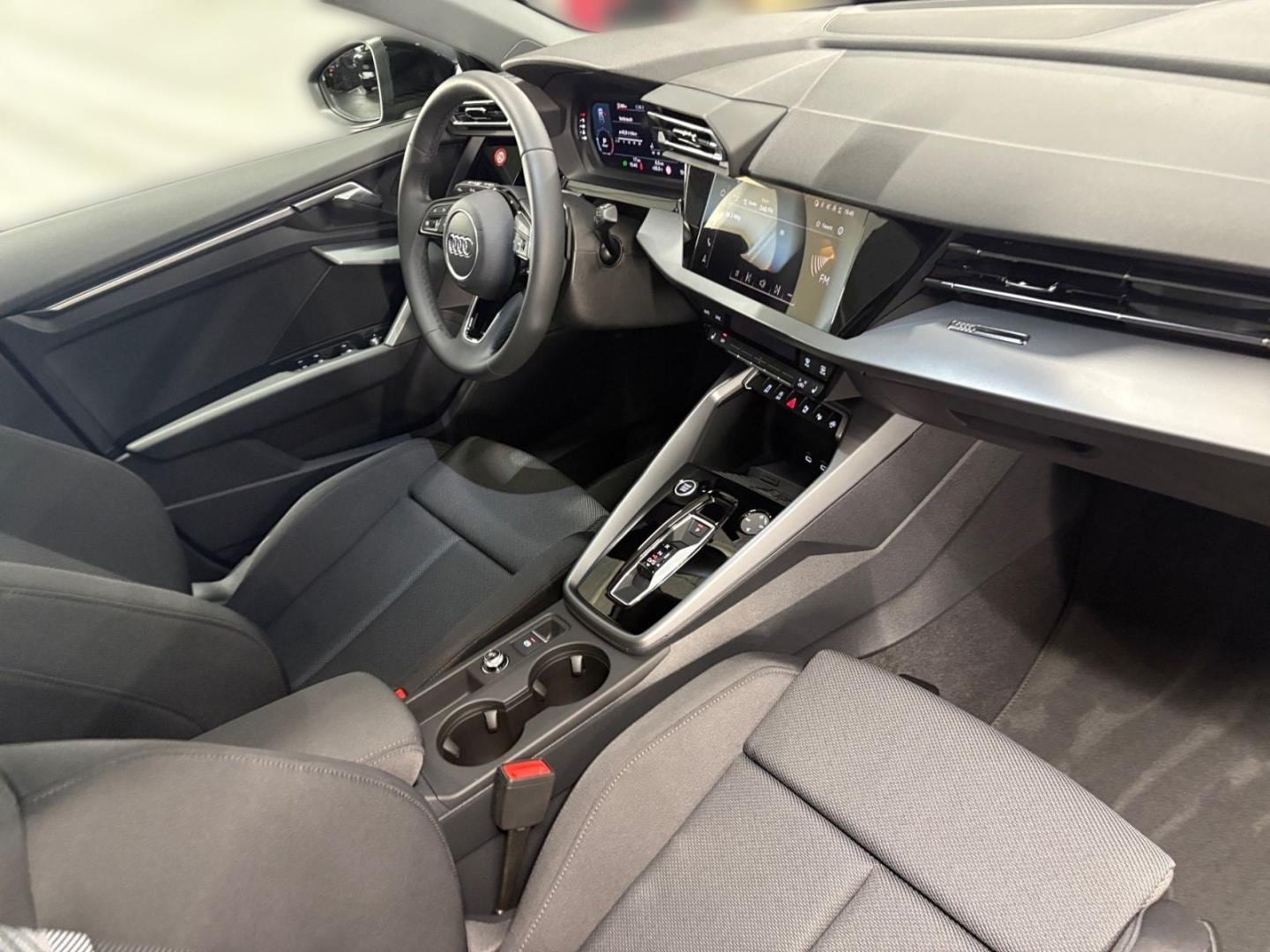 Bild über Audi A3 Sportback TDI S tronic - für weitere Informationen kontaktieren Sie den Audi Partner