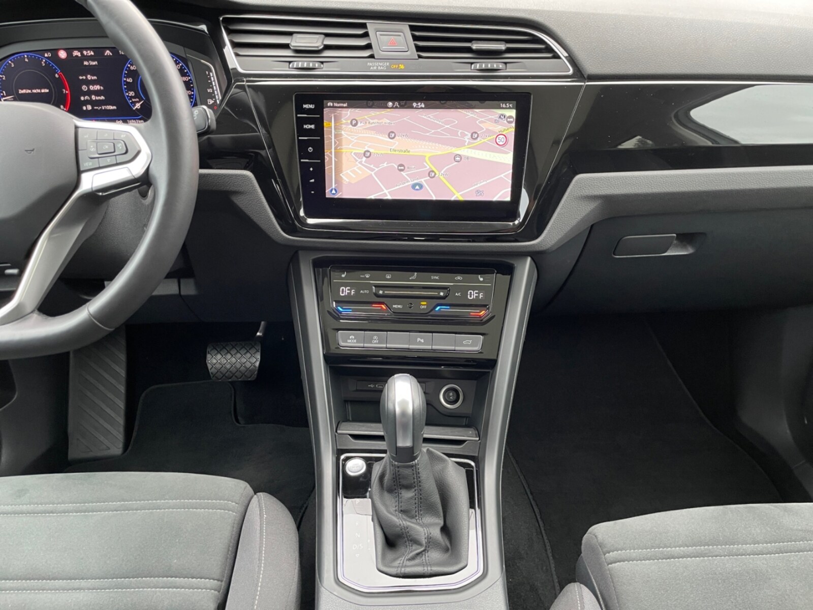 Volkswagen Touran – Bild 11