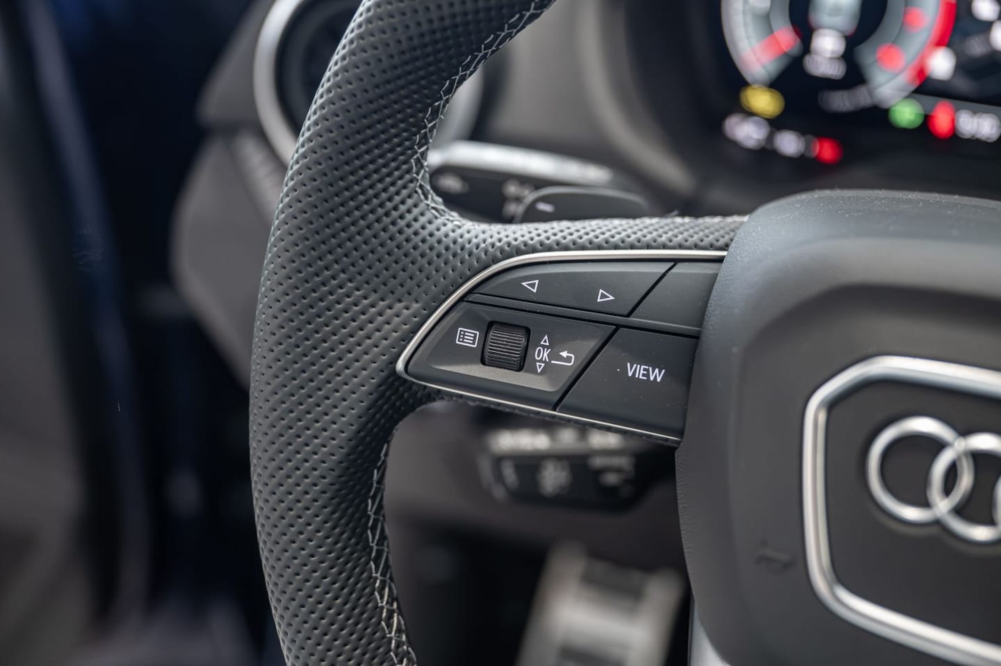 Bild über Audi Q2 S line 35 TFSI 110(150) kW(PS) S tronic - für weitere Informationen kontaktieren Sie den Audi Partner