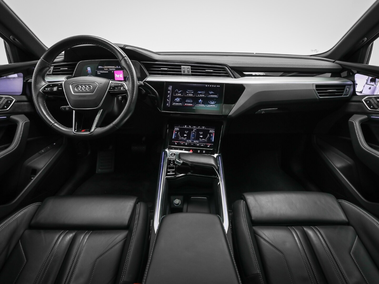 Image about Audi e-tron 55 quattro