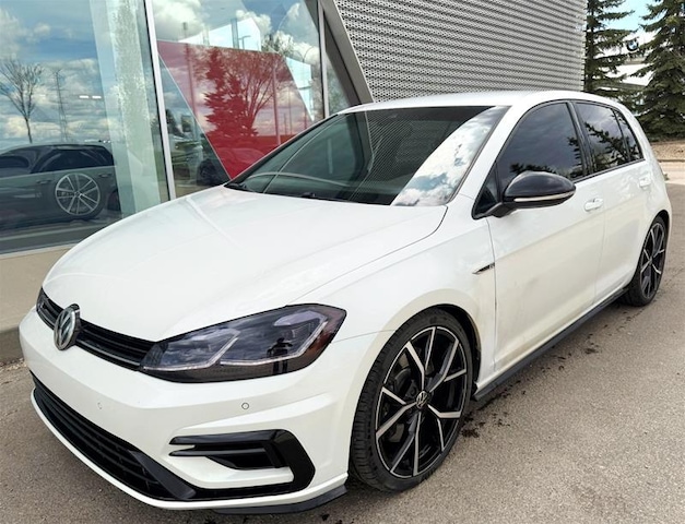 Photo of 2018 Volkswagen Golf R