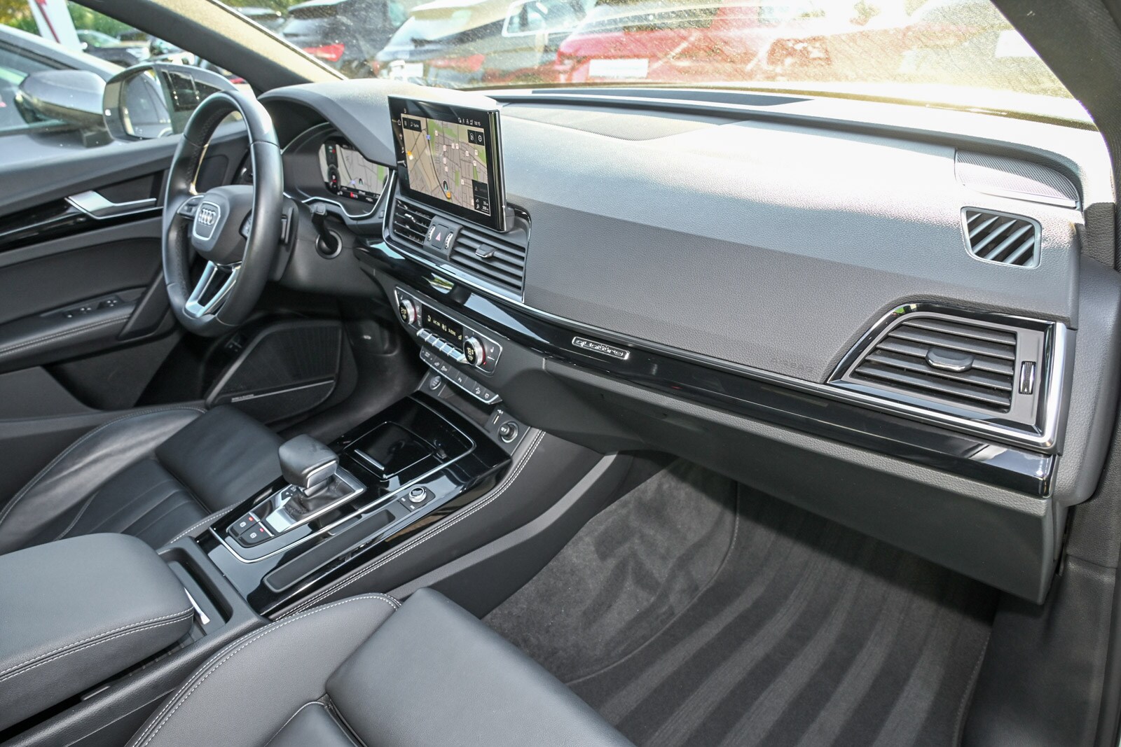 Image about Audi Q5 Sportback TFSI e 55 TFSI e quattro S tronic
