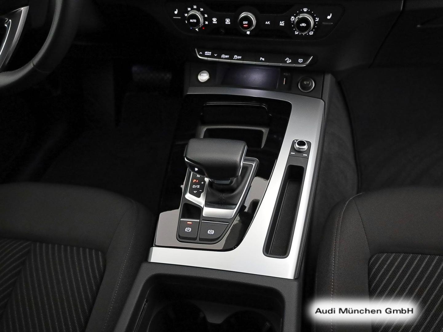 Bild über Audi Q5 Sportback 40 TDI quattro S tronic - für weitere Informationen kontaktieren Sie den Audi Partner