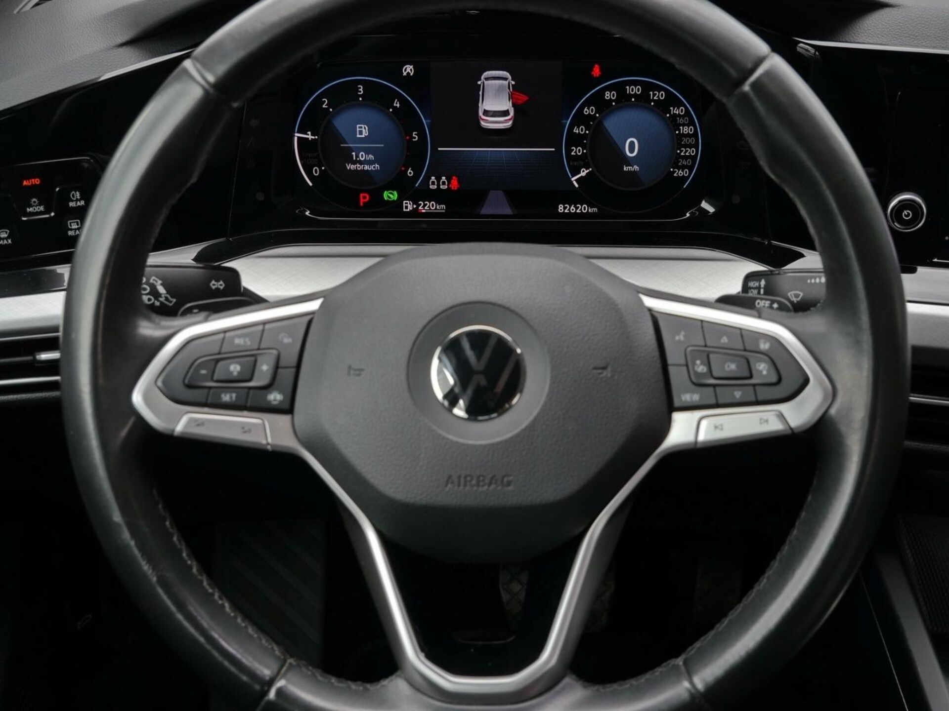 Volkswagen Golf Life