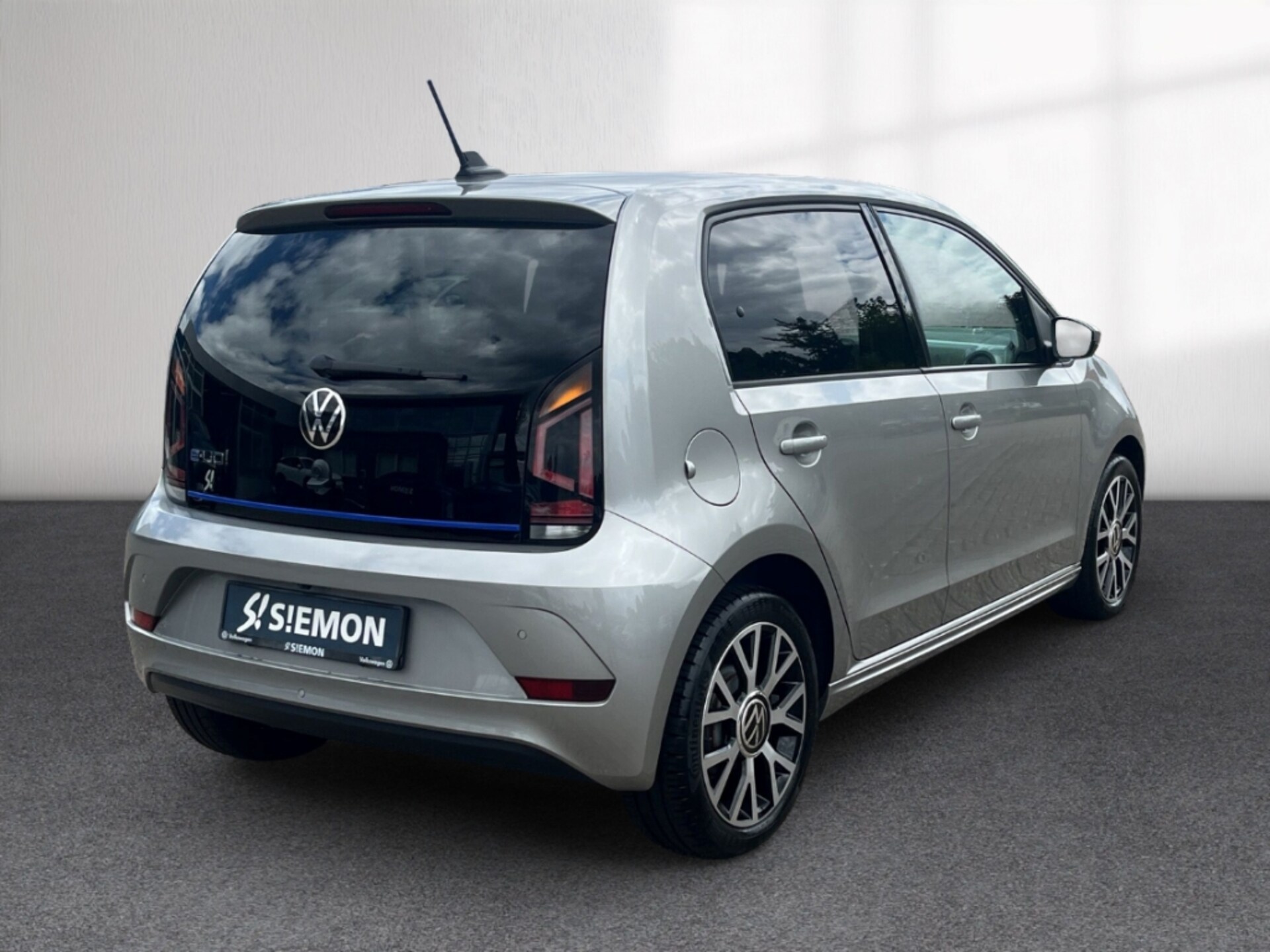 Volkswagen e-up! Style "Plus"