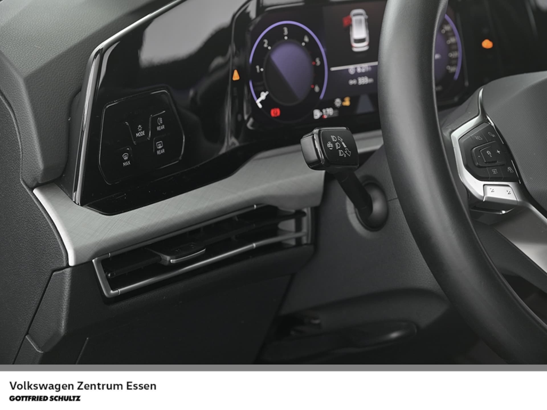 Volkswagen Golf Variant Life