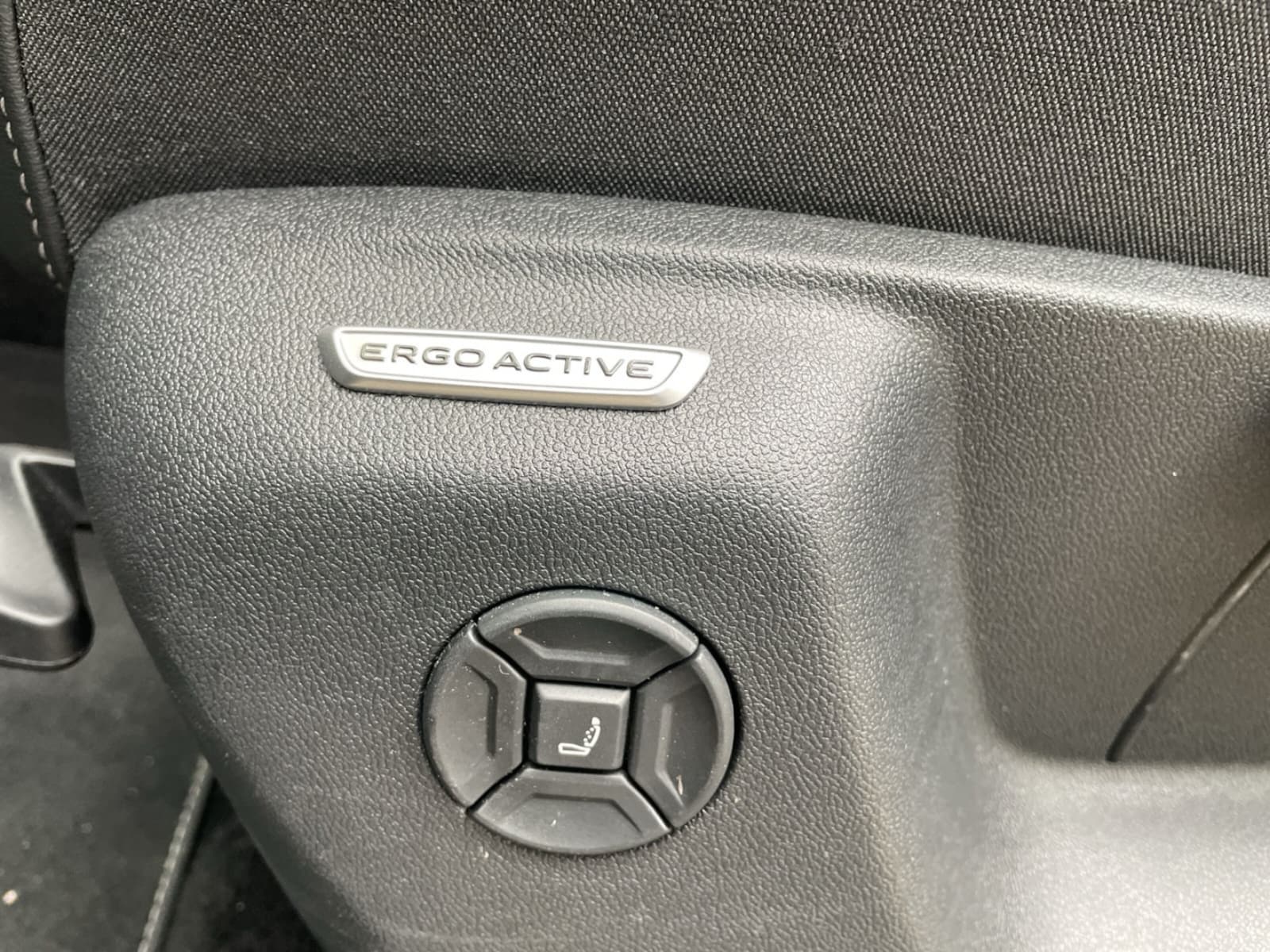 Volkswagen Tiguan – Bild 11