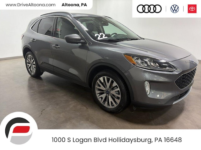 2022 Ford Escape Titanium