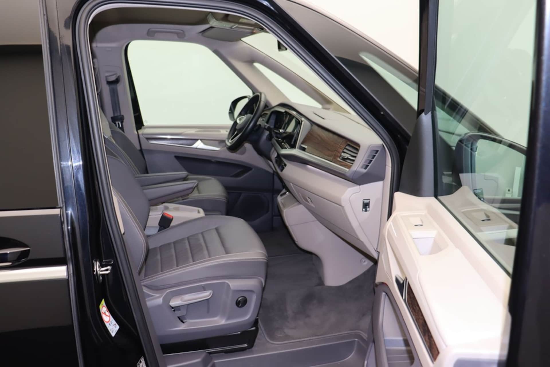 Volkswagen Multivan Langversion Style